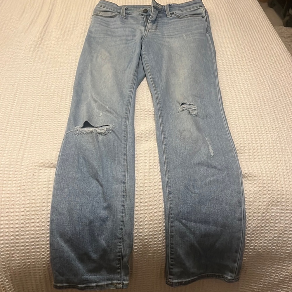 Universal thread flared jeans